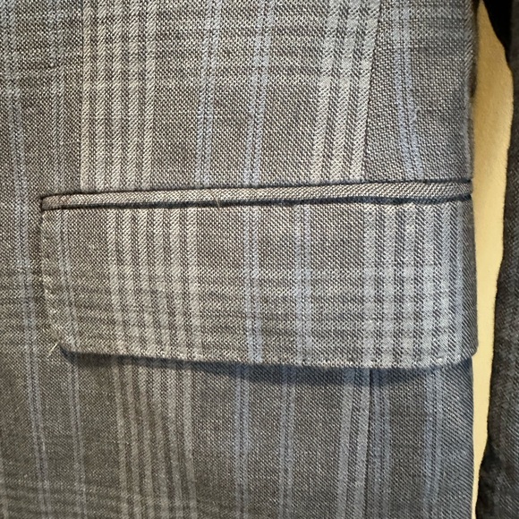 Men's Blue Plaid Blazer - Picture 3 of 7